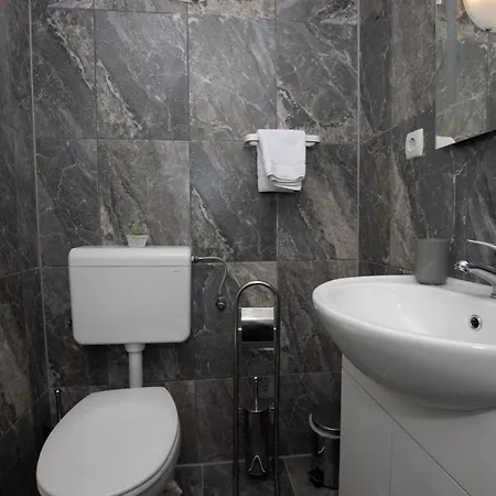 Best Location In دوبروفينك