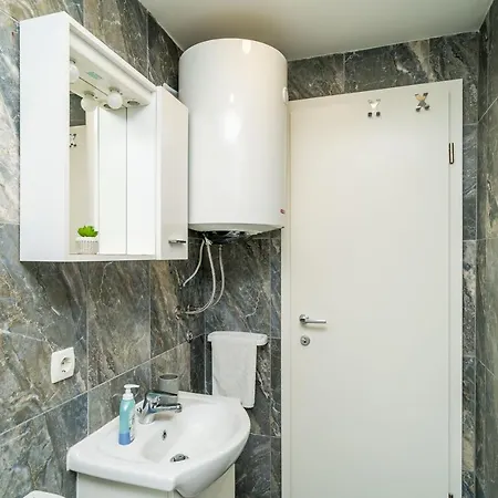 Best Location In Daire *